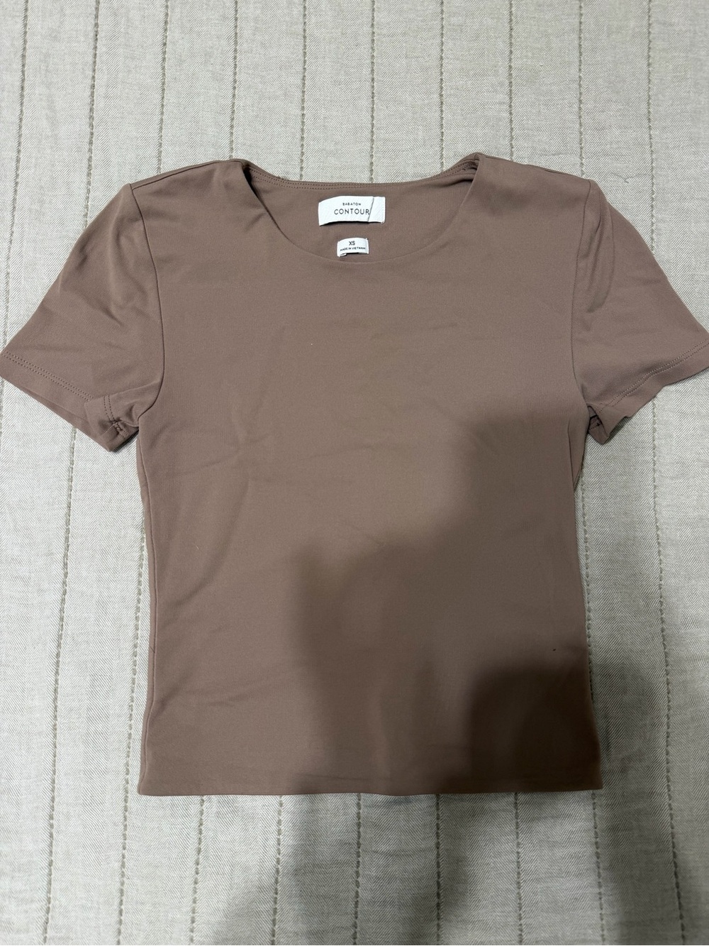 Aritizia cropped shirt
